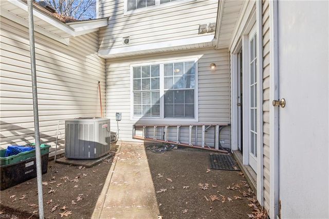 852 Masters TRL, Newport News, VA 23602