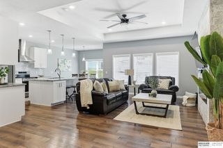 9406 S 71st Street, Papillion, NE 68133