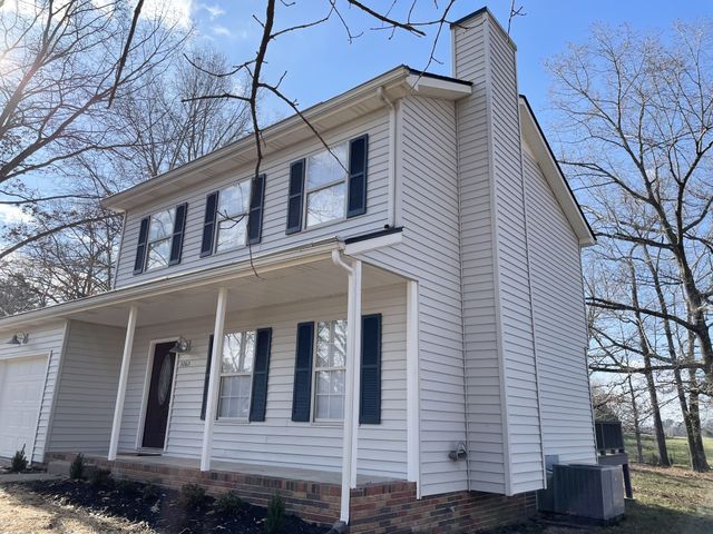 3060 Lylewood Rd, Woodlawn, TN 37191