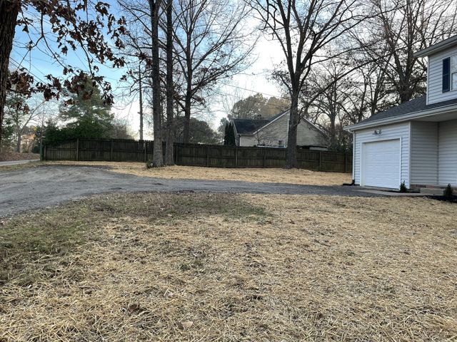 3060 Lylewood Rd, Woodlawn, TN 37191