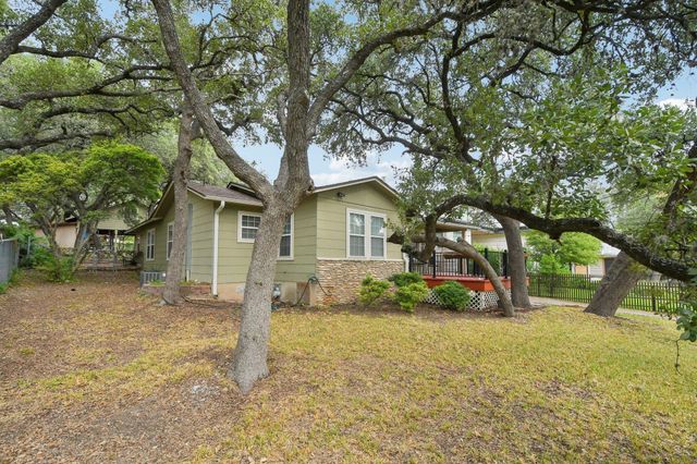 3006 Kinney Ave, Austin, TX 78704