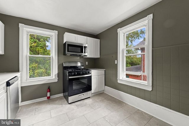 313 S FAIRVIEW ST, Riverside, NJ 08075