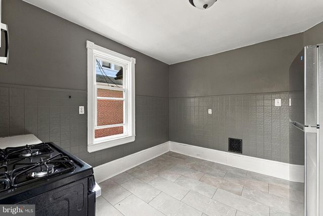 313 S FAIRVIEW ST, Riverside, NJ 08075