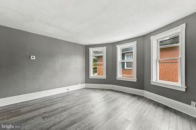 313 S FAIRVIEW ST, Riverside, NJ 08075