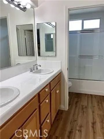 9315 Burnet Avenue 113, North Hills, CA 91343