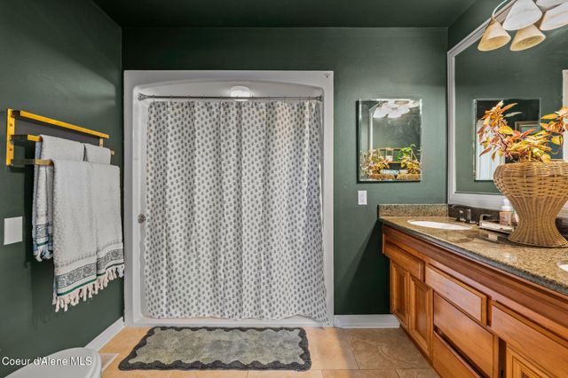 1406 J R CT, Sandpoint, ID 83864