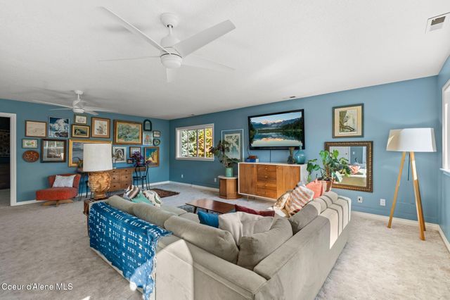 1406 J R CT, Sandpoint, ID 83864