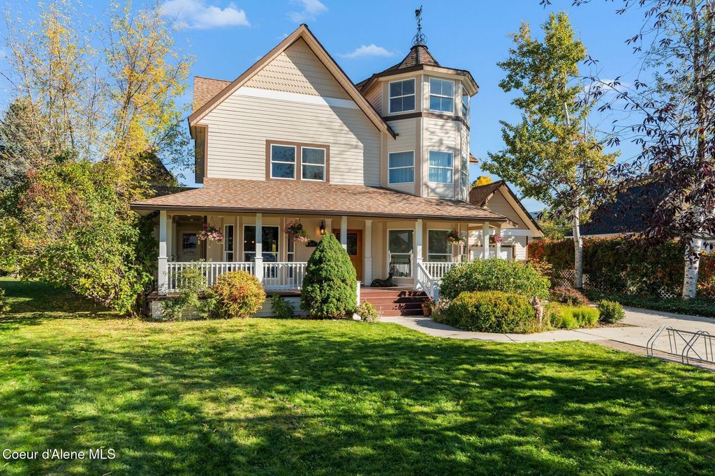 1406 J R CT, Sandpoint, ID 83864