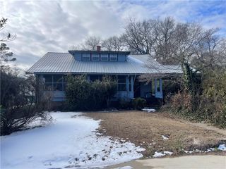 304 Townville Street, Seneca, SC 29678