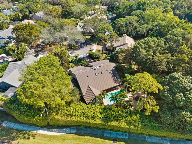 2498 NW 39th Street, Boca Raton, FL 33431