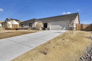 369 Redwall Court, Dayton, NV 89403