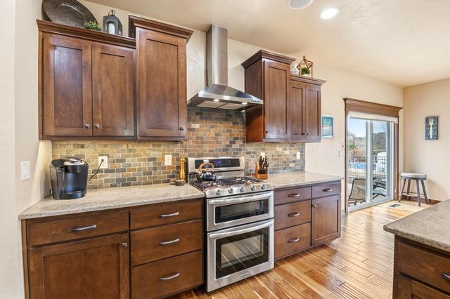 3383 HAWKEYE COURT, Suamico, WI 54313