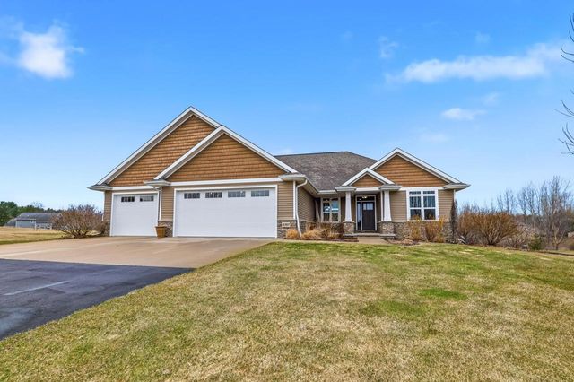 3383 HAWKEYE COURT, Suamico, WI 54313