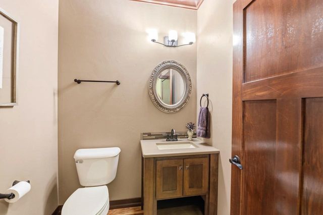 3383 HAWKEYE COURT, Suamico, WI 54313