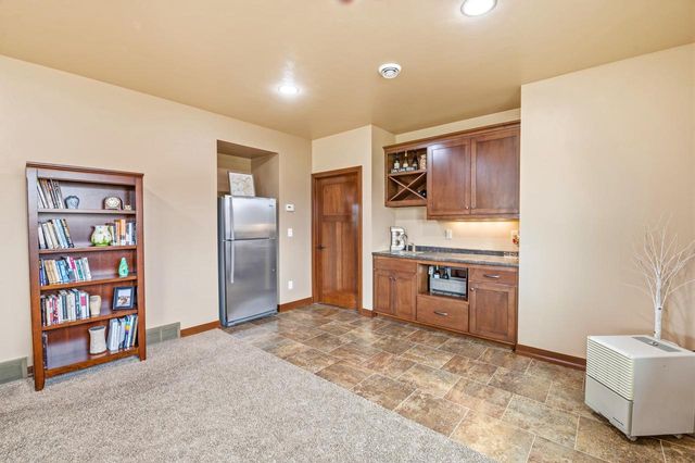 3383 HAWKEYE COURT, Suamico, WI 54313