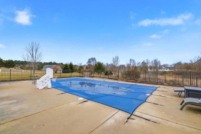 3383 HAWKEYE COURT, Suamico, WI 54313