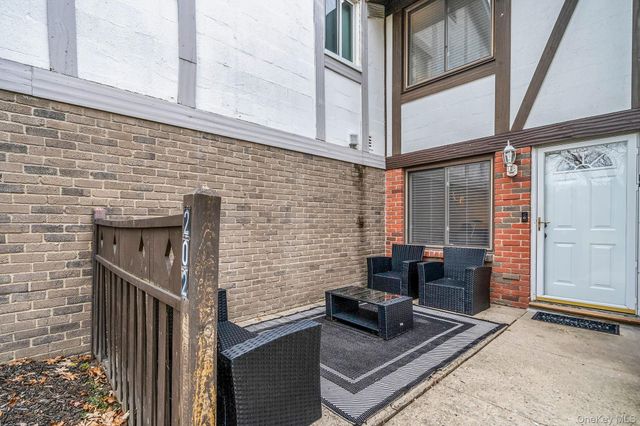 202 Birchwood Road, Medford, NY 11763