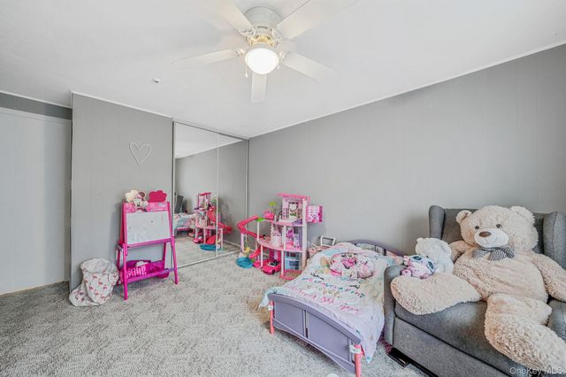 202 Birchwood Road, Medford, NY 11763