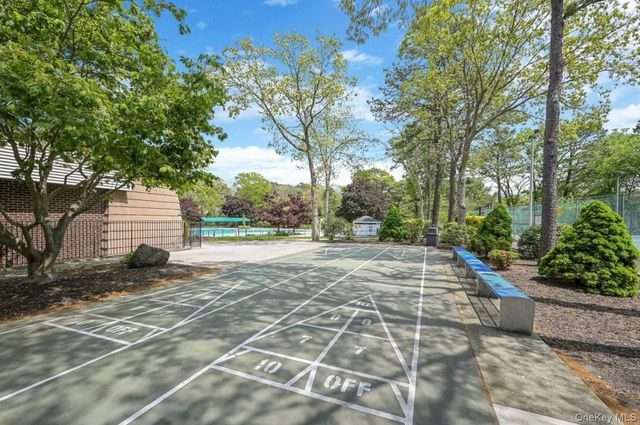 202 Birchwood Road, Medford, NY 11763