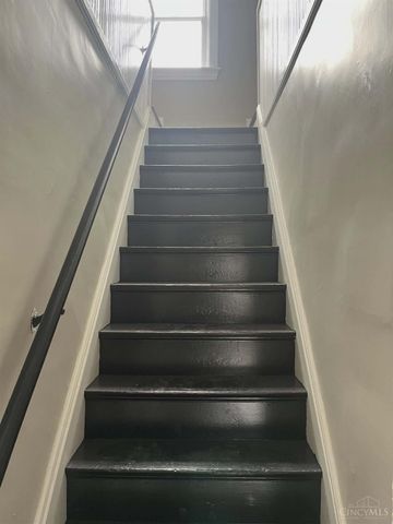 528 Rosemont Avenue, Cincinnati, OH 45205