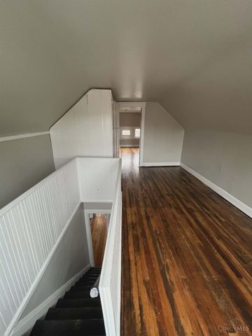 528 Rosemont Avenue, Cincinnati, OH 45205