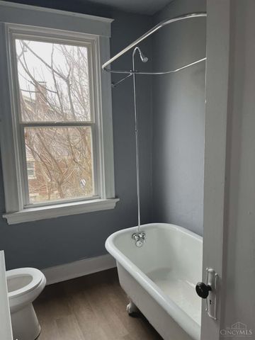 528 Rosemont Avenue, Cincinnati, OH 45205