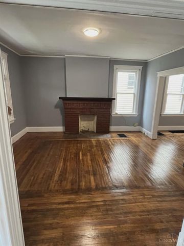 528 Rosemont Avenue, Cincinnati, OH 45205