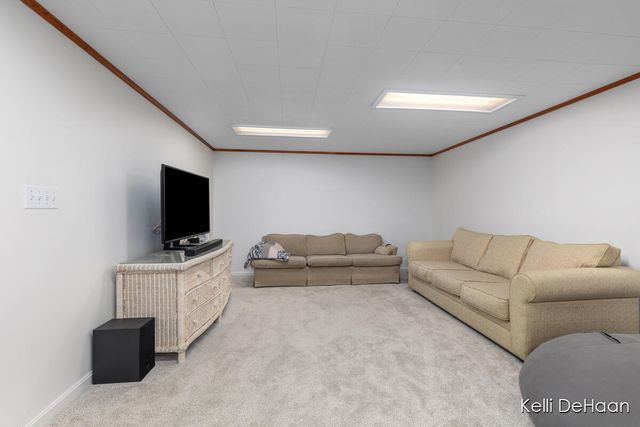 7350 Glendora Avenue, Jenison, MI 49428