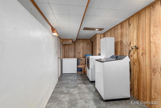 7350 Glendora Avenue, Jenison, MI 49428