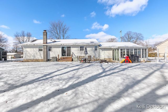 7350 Glendora Avenue, Jenison, MI 49428