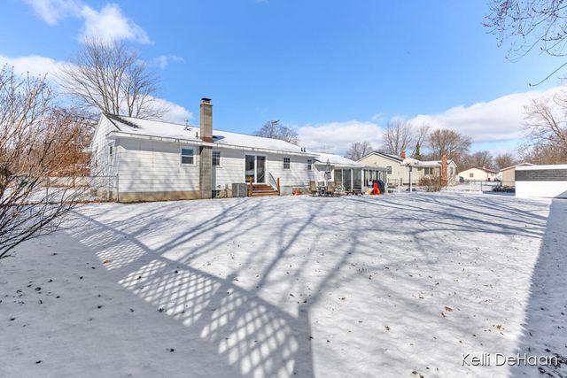 7350 Glendora Avenue, Jenison, MI 49428