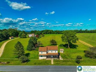 2485 Summer Mountain RD, Towamensing Twp, PA 18071