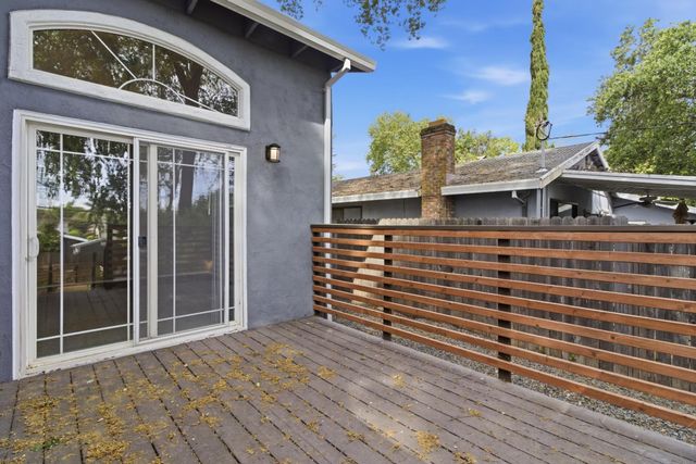 5262 E Flagstone Street, Carmichael, CA 95608