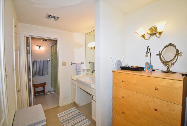 2425 Underwood Street 346, Houston, TX 77030