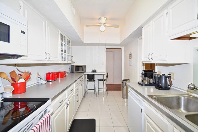 2425 Underwood Street 346, Houston, TX 77030