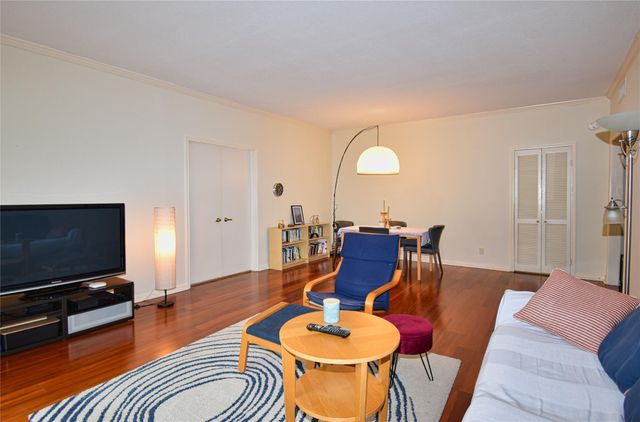 2425 Underwood Street 346, Houston, TX 77030