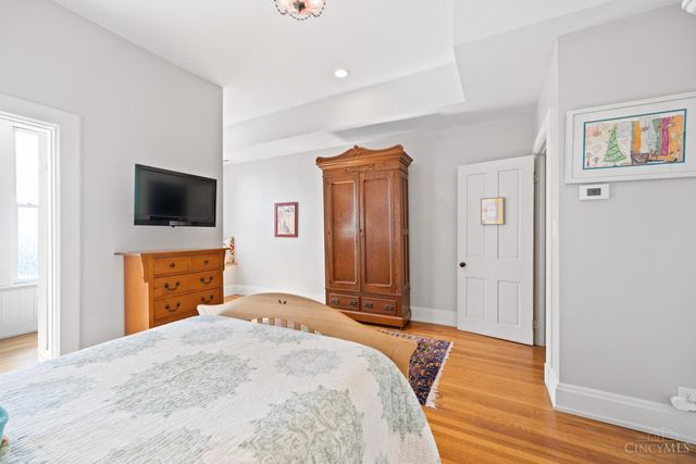 909 Dayton Street, Cincinnati, OH 45214