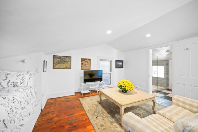 909 Dayton Street, Cincinnati, OH 45214