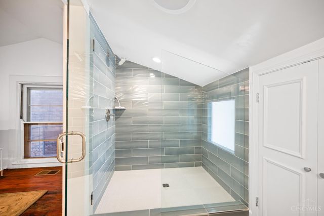 909 Dayton Street, Cincinnati, OH 45214