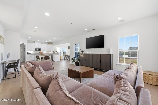 118 Green Lake Road, Moyock, NC 27958