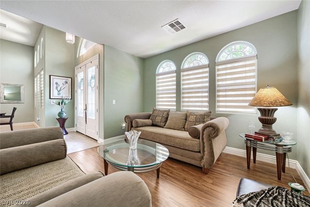 6831 Rose River Falls Street, Las Vegas, NV 89131