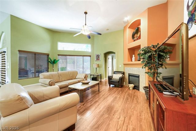 6831 Rose River Falls Street, Las Vegas, NV 89131