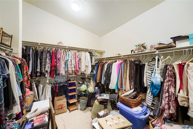 6831 Rose River Falls Street, Las Vegas, NV 89131