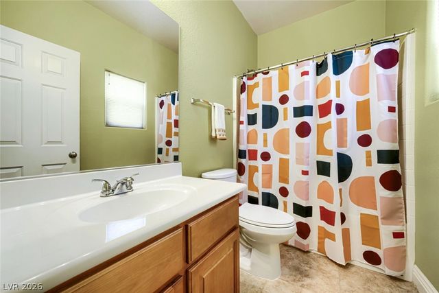 6831 Rose River Falls Street, Las Vegas, NV 89131