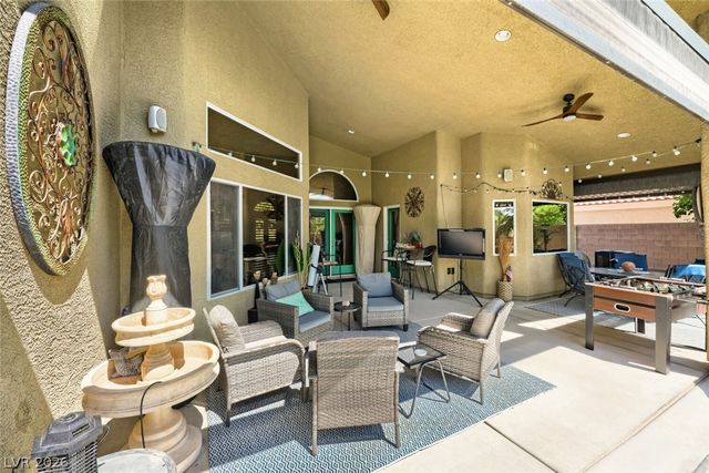 6831 Rose River Falls Street, Las Vegas, NV 89131
