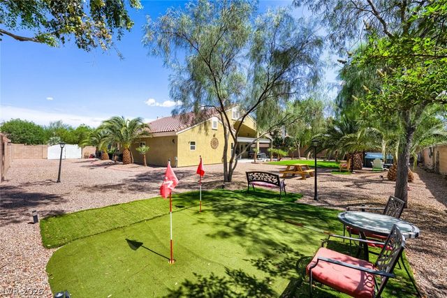 6831 Rose River Falls Street, Las Vegas, NV 89131