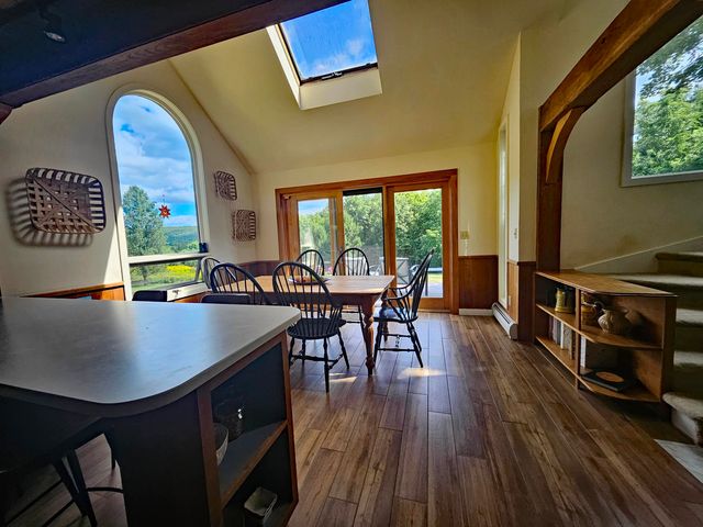 5 Hillwinds North, Brattleboro, VT 05301