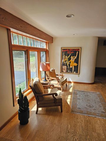 5 Hillwinds North, Brattleboro, VT 05301