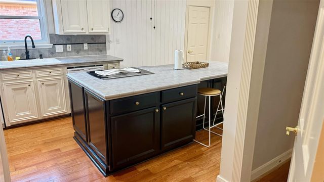 1802 Potomac Drive C, Houston, TX 77057