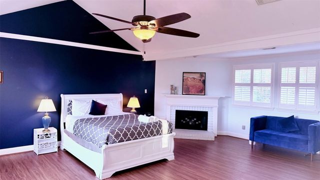 1802 Potomac Drive C, Houston, TX 77057